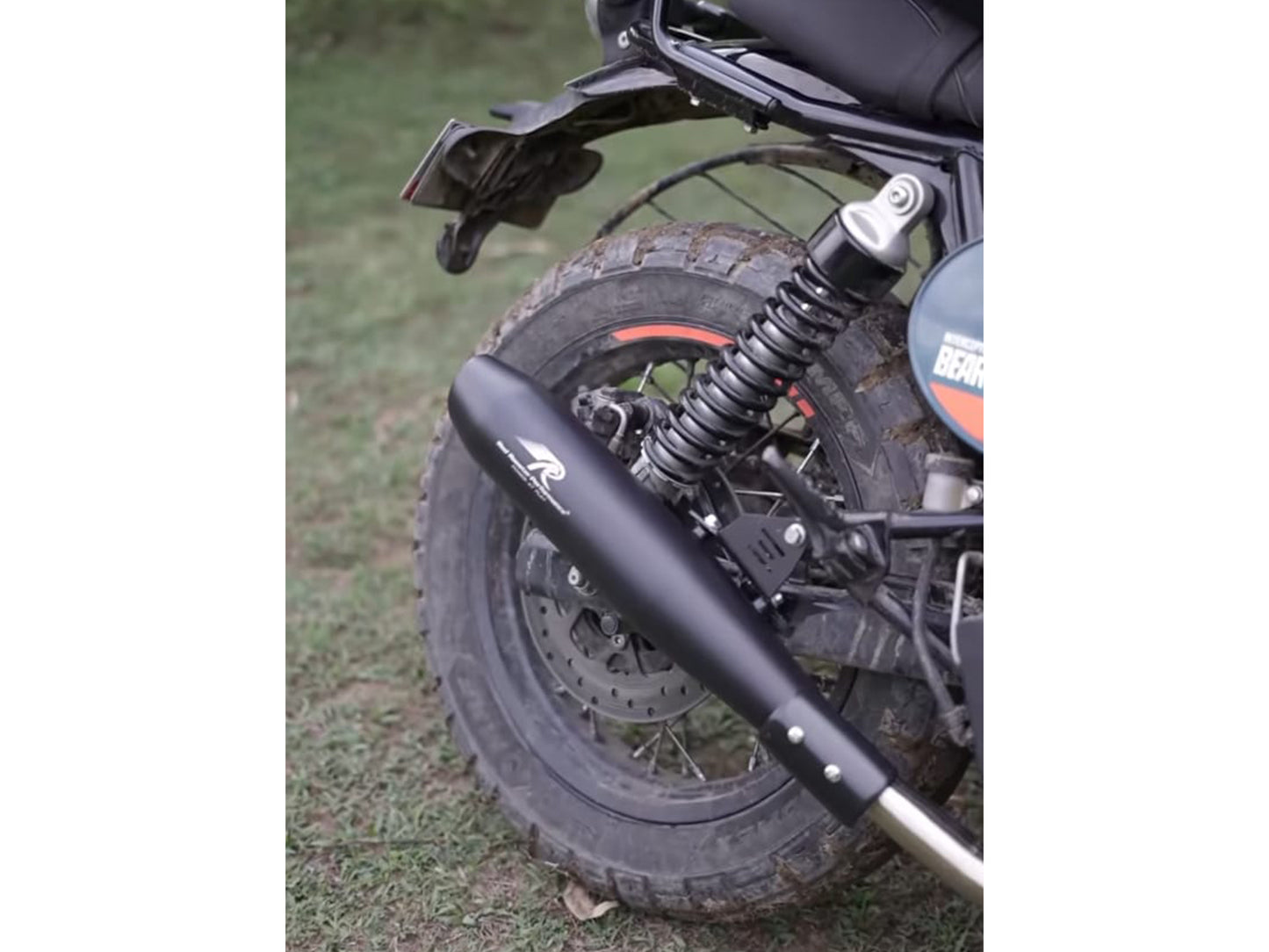 Fit For Royal Enfield Bear 650 Steller X Red Rooster Exhaust Silencer Black