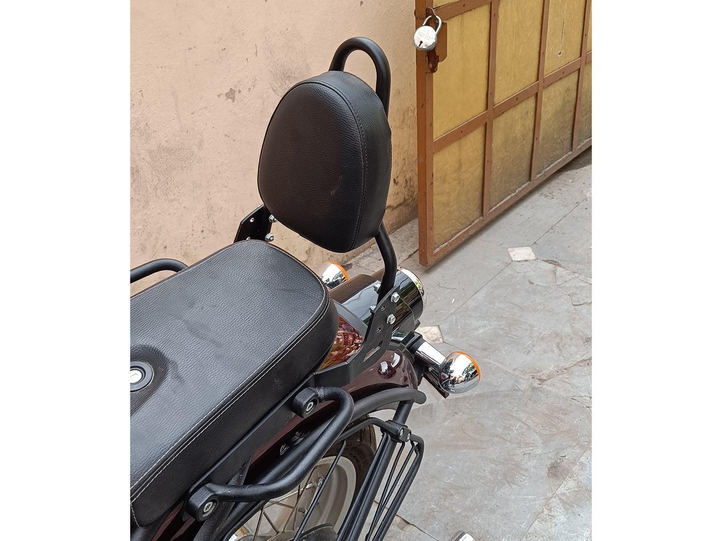 For Royal Enfield Classic 650 Sissy Bar With Backrest Black