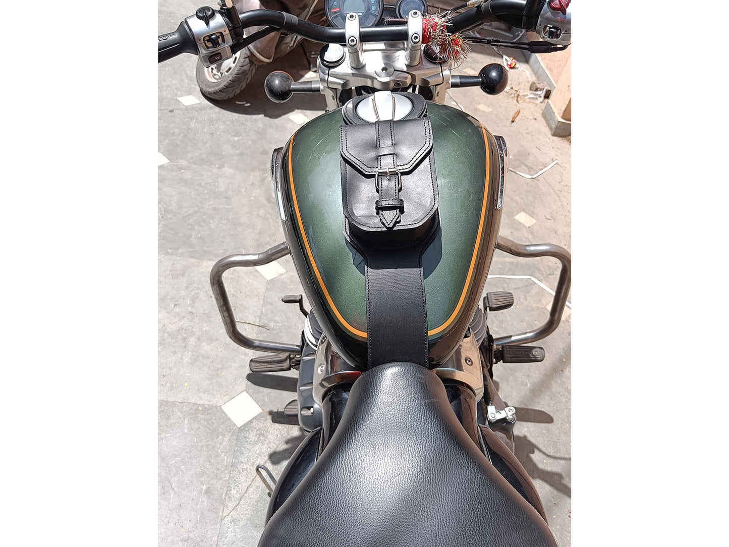 For Royal Enfield Super Meteor 650 Black Leather Fuel Gas Tank Belt