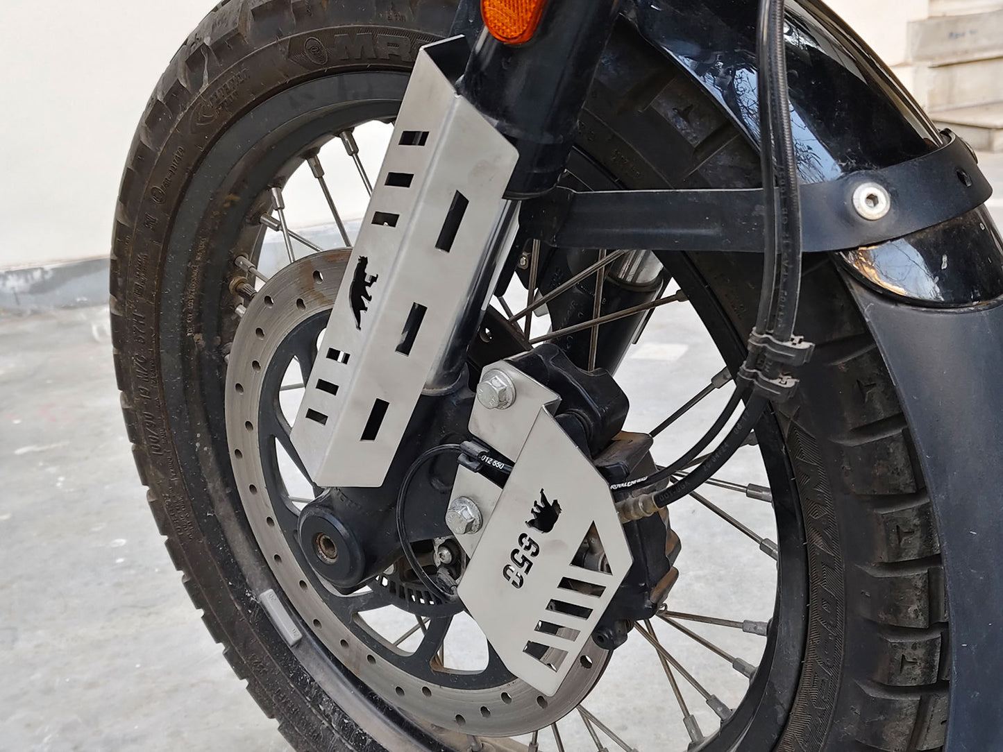For Royal Enfield Bear 650 Stainless Steel Front Brake Caliper Guard Silver