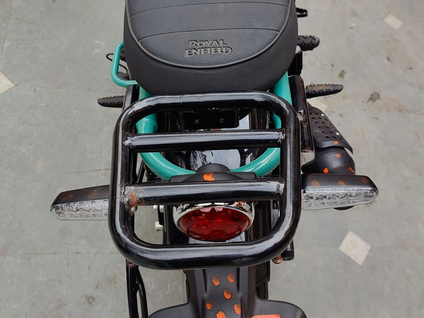 For Royal Enfield Bear 650 Rear Luggage Rack & Pannier Mounting Black