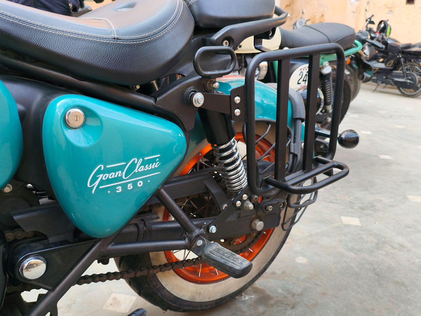 For Royal Enfield Goan Classic 350 Pannier Mounting Black