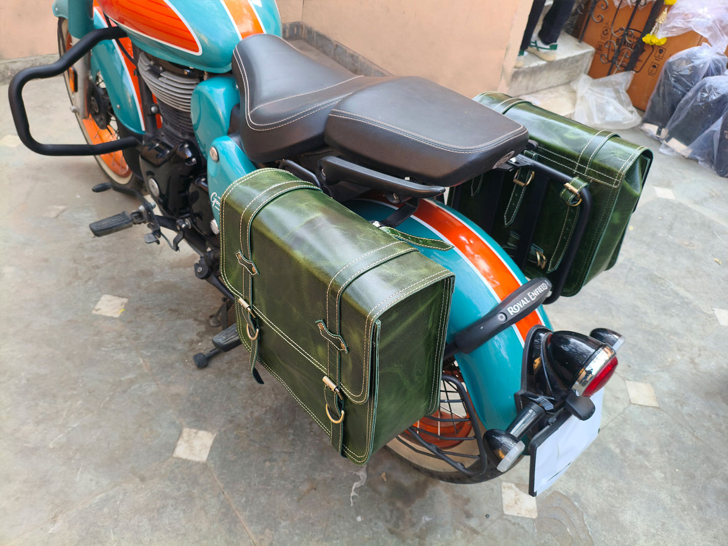 For Royal Enfield Goan Classic 350 Leather Pannier Bags With Mounting D5