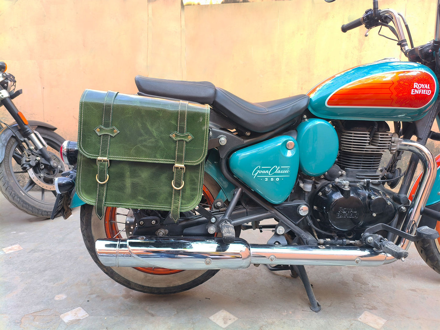 For Royal Enfield Goan Classic 350 Leather Pannier Bags With Mounting D6