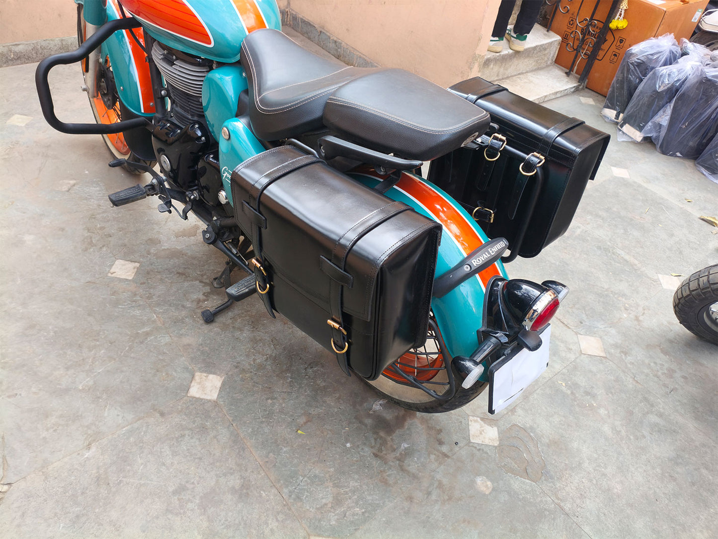 For Royal Enfield Goan Classic 350 Leather Pannier Bags With Mounting D9