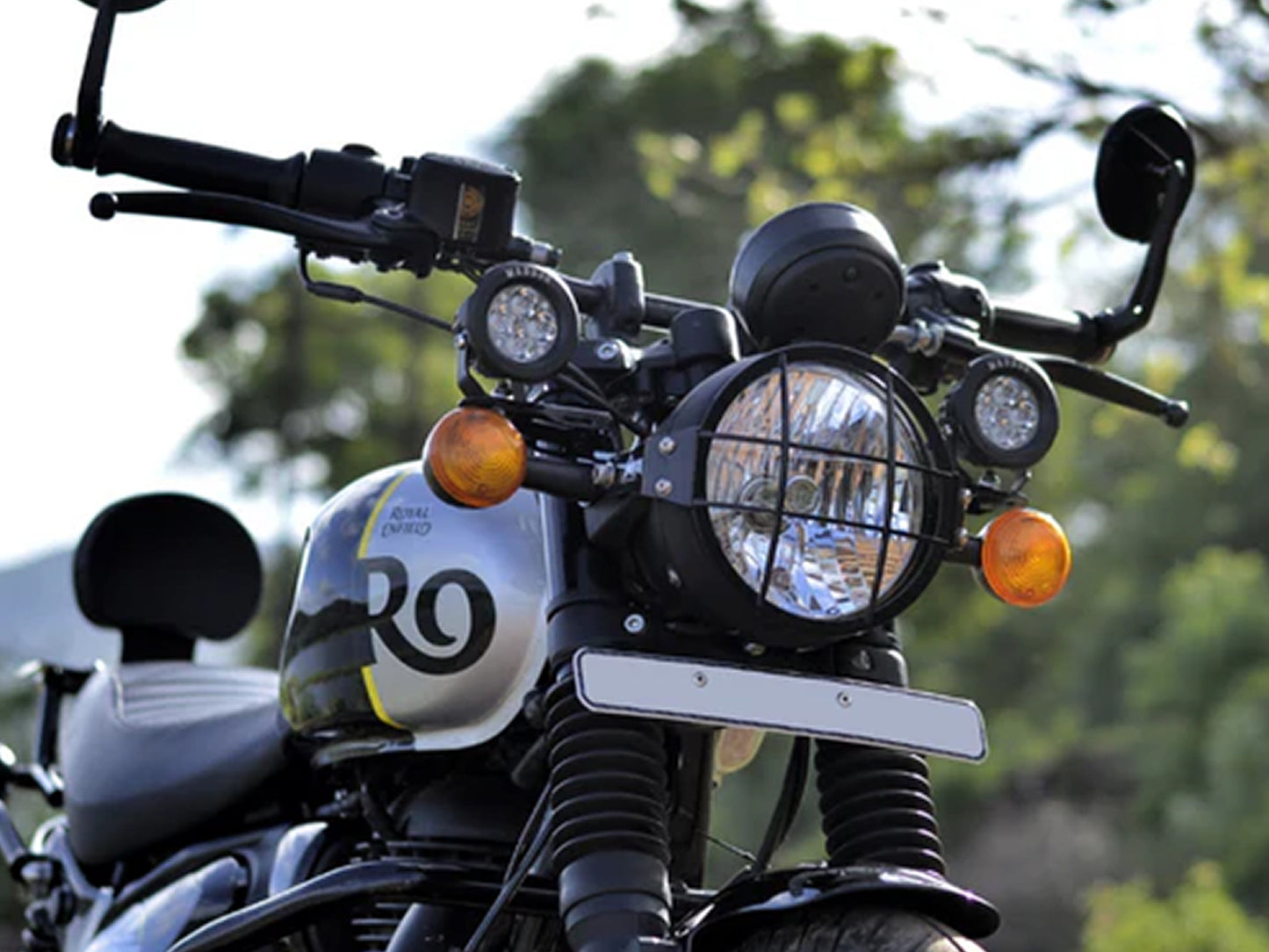For Royal Enfield Hunter 350 Fog Light Clamp / Mount Black