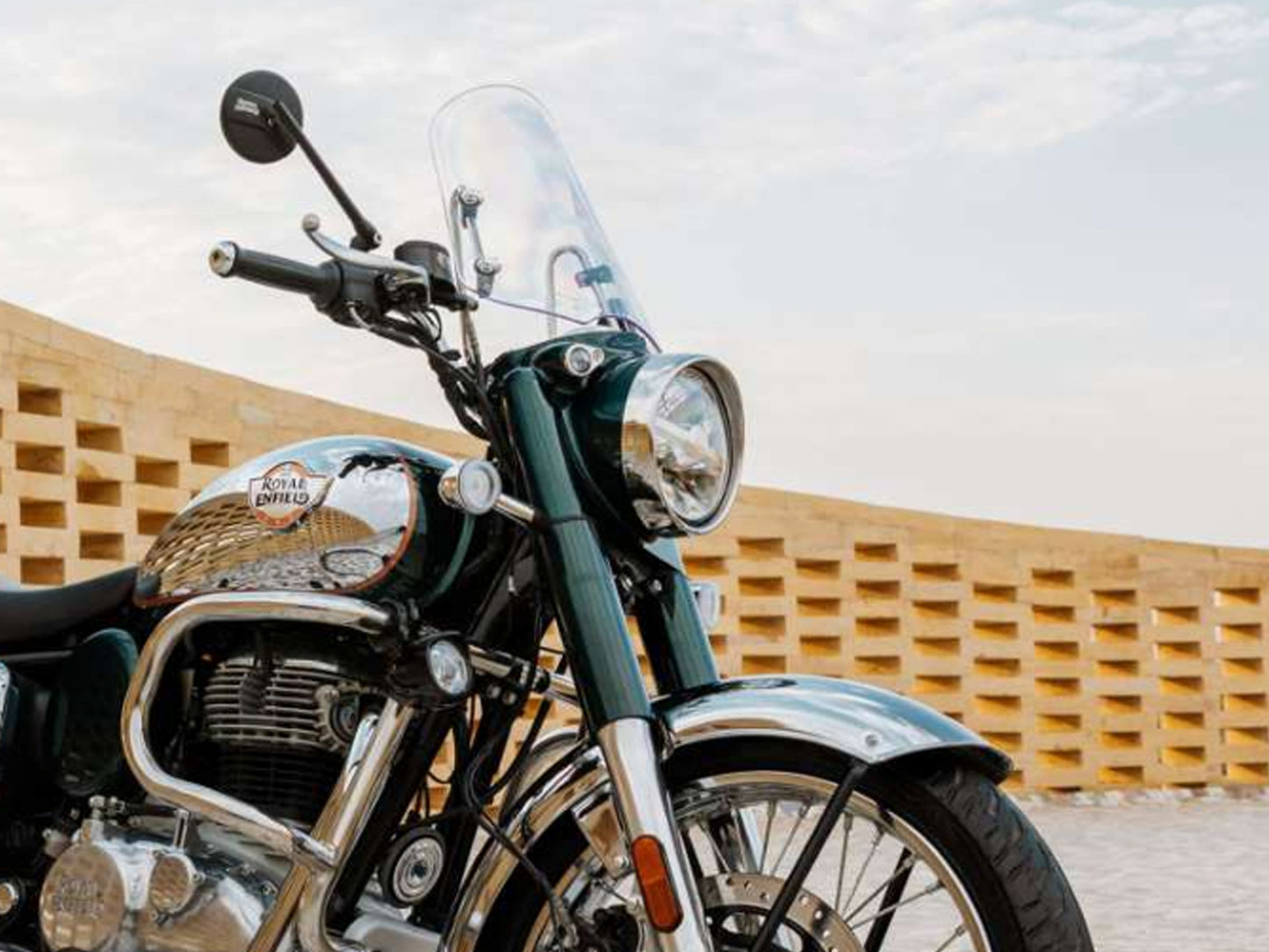 Genuine Royal Enfield Classic Reborn 350 Touring Screen Kit KXA00147
