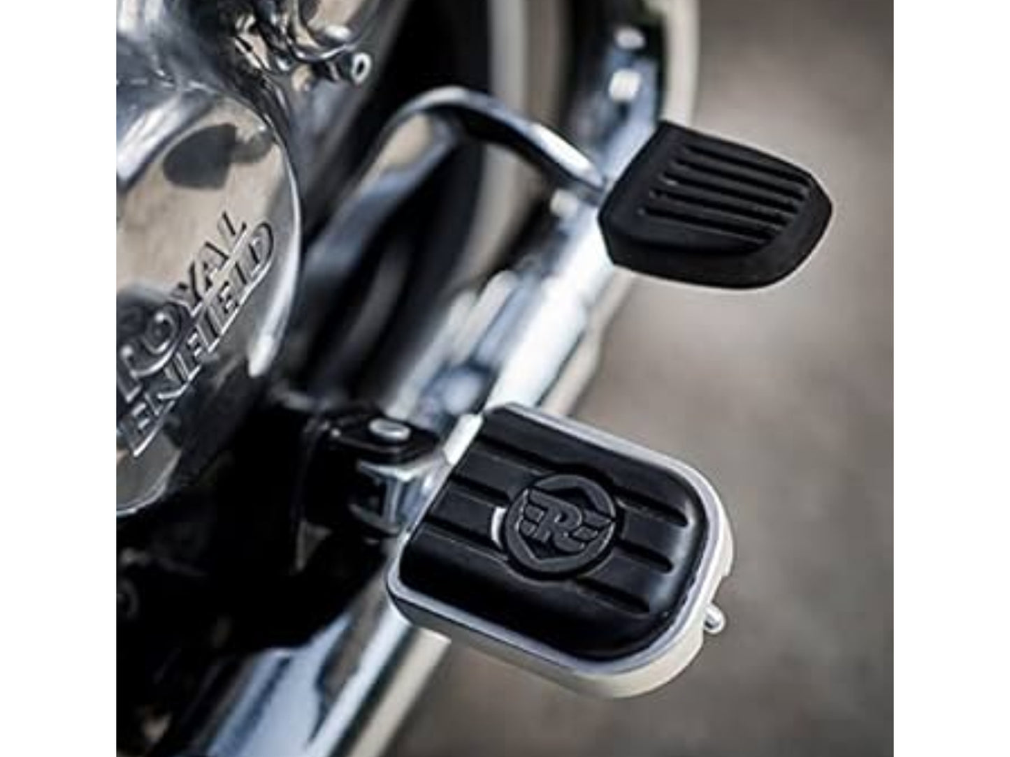 Genuine Royal Enfield Meteor 350 Rider Deluxe Footpegs Black & Silver KXA00030