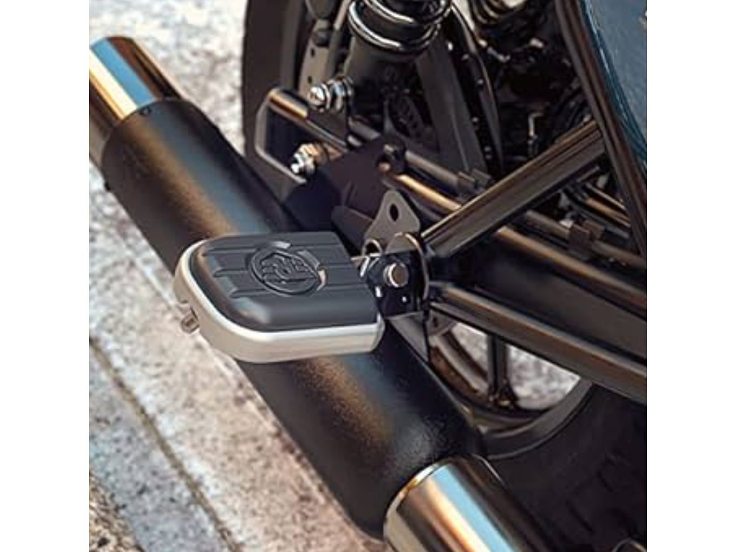 Genuine Royal Enfield Meteor 350 Pillion Deluxe Footpegs Black & Silver KXA00030