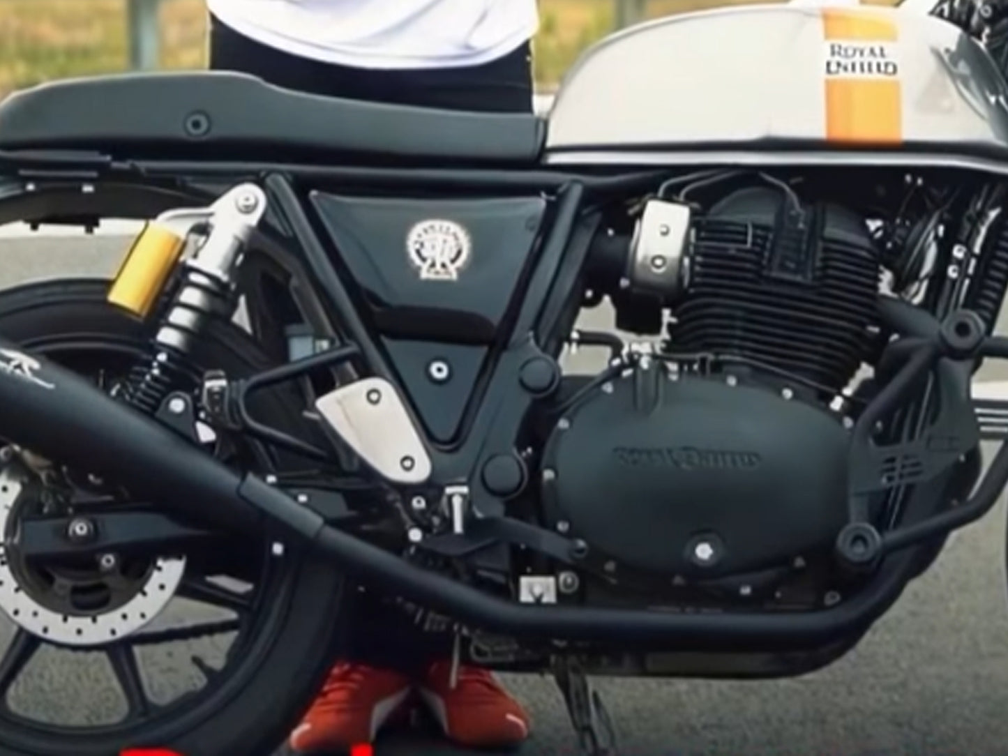 For Royal Enfield GT & Interceptor 650 Red Rooster Header Pipe Bend Pipe Black
