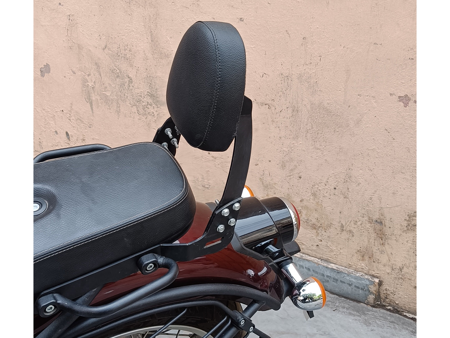 For Royal Enfield Classic 650 Black Rear Backrest With Pad