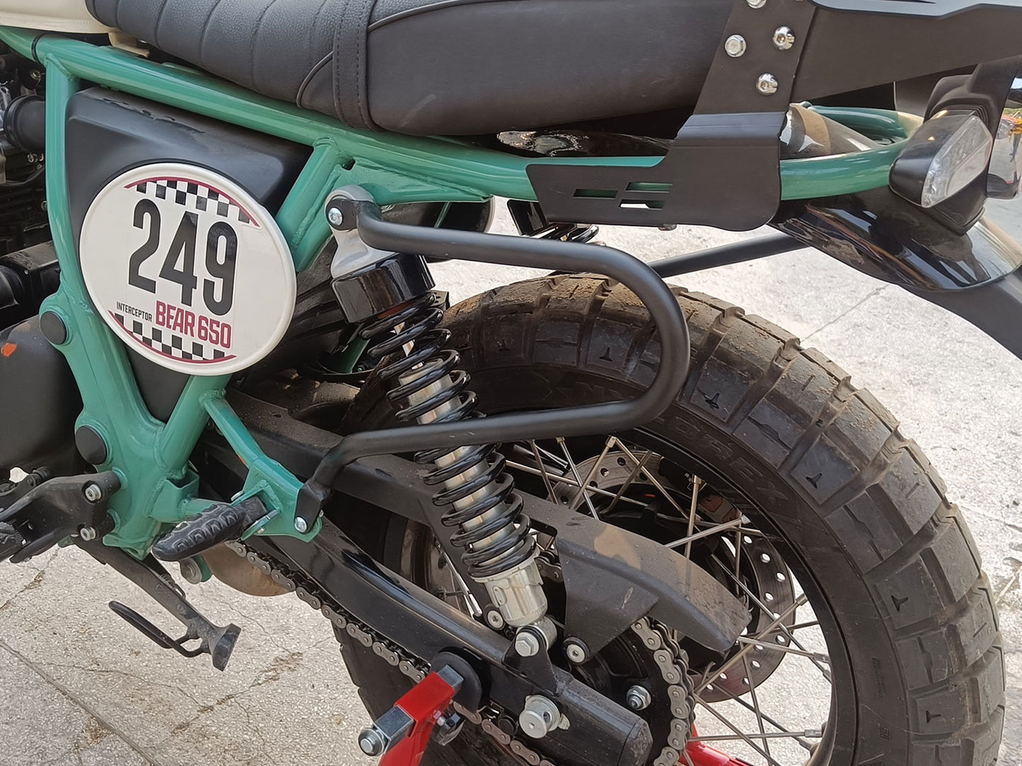 For Royal Enfield Bear 650 2 PCS Accessories Combo Pack CP-29