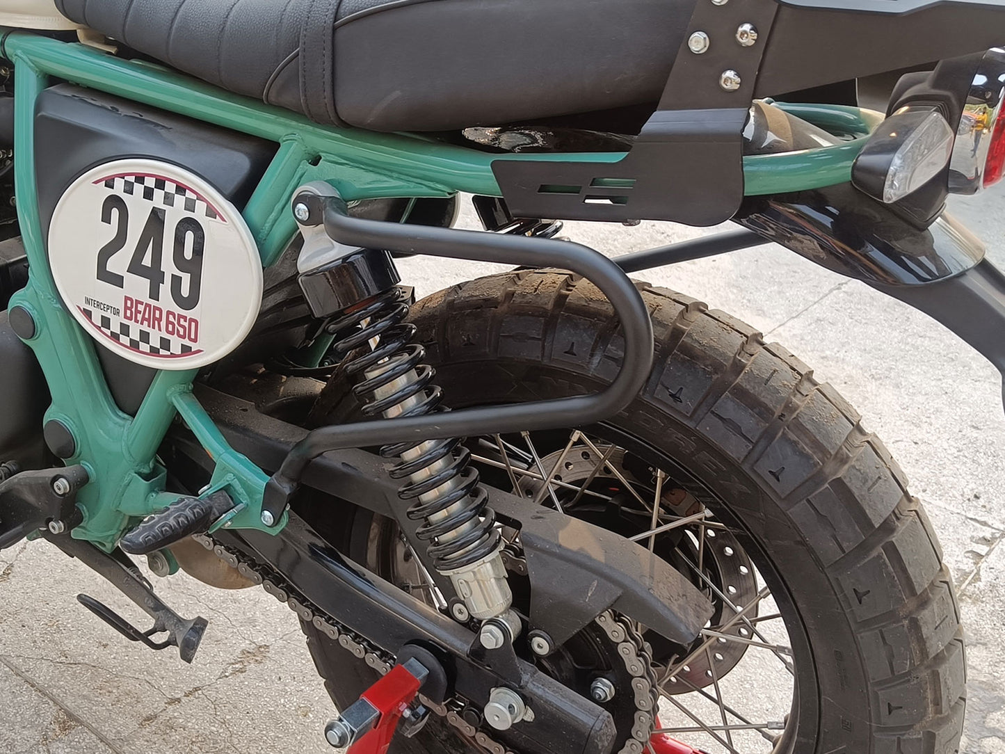 For Royal Enfield Bear 650 2 PCS Accessories Combo Pack CP-34