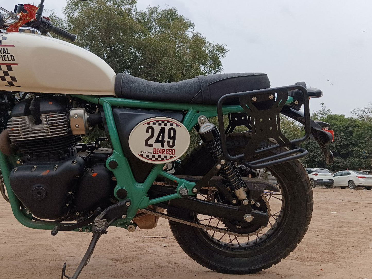 For Royal Enfield Bear 650 Luggage Rack with Backrest And Saddle Stays