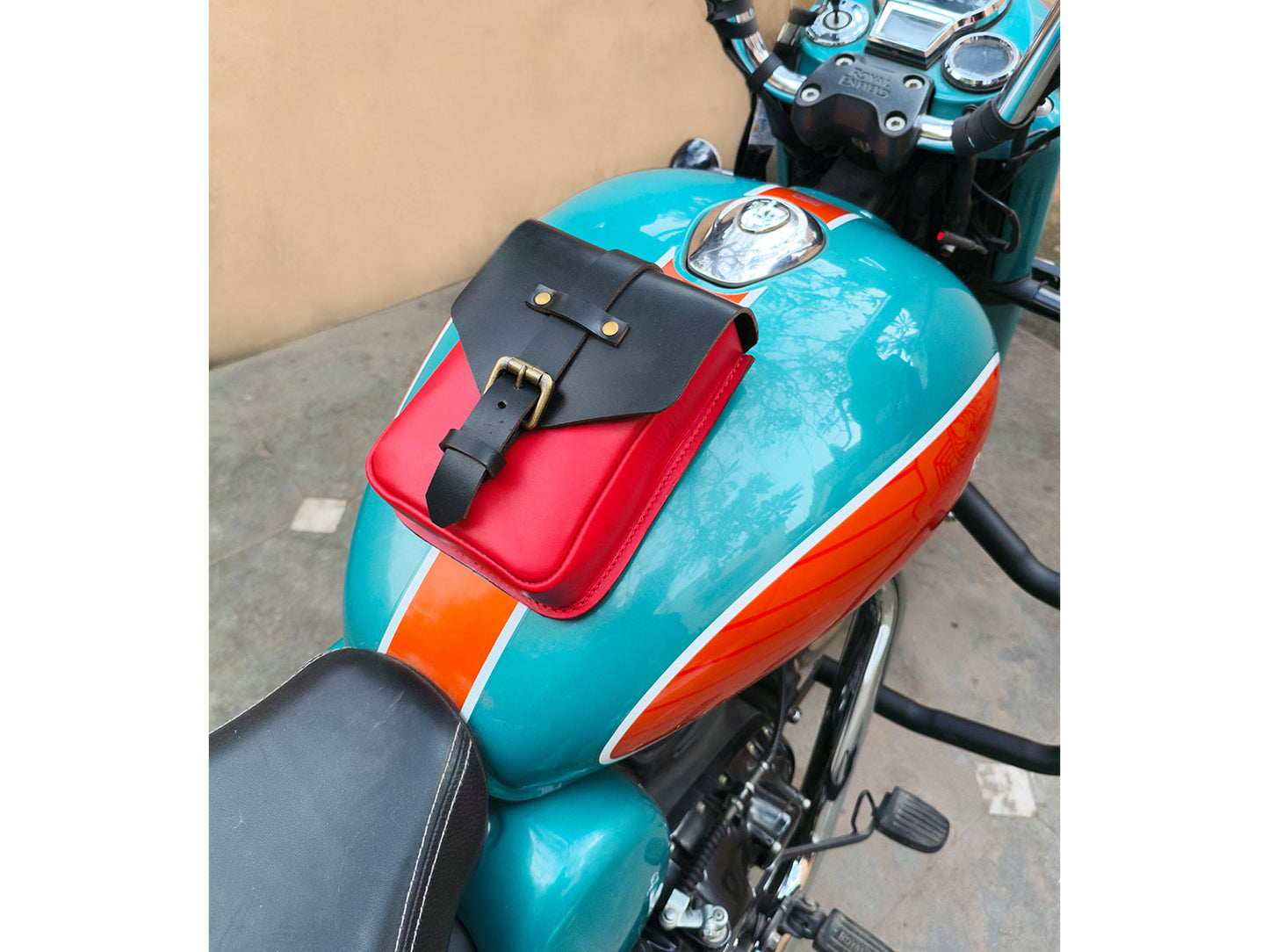 For Royal Enfield Goan Classic 350 Leather Magnetic Tank Pouch Red & Black