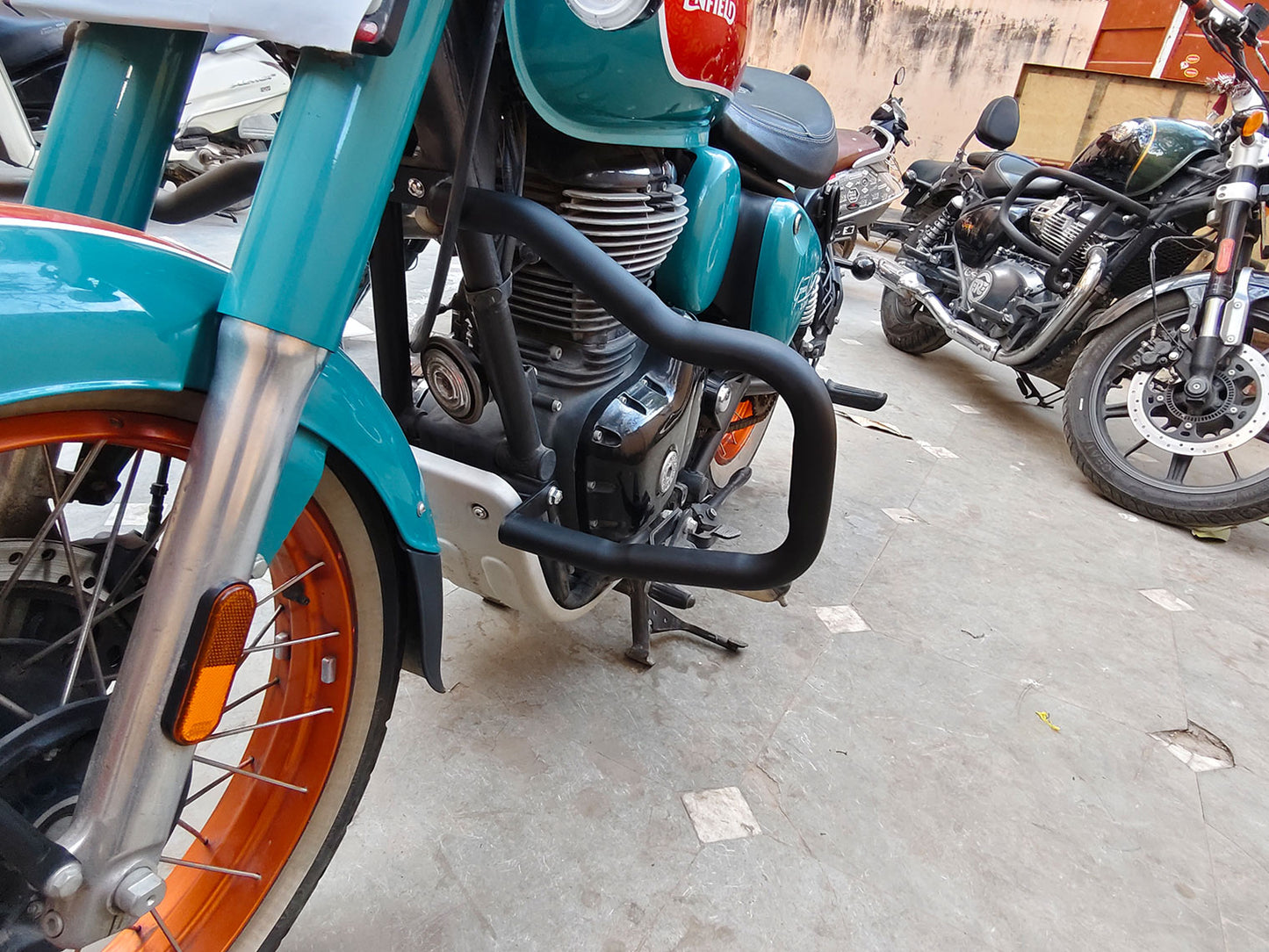 For Royal Enfield Goan Classic 350 Crash Bar Engine Guard Black