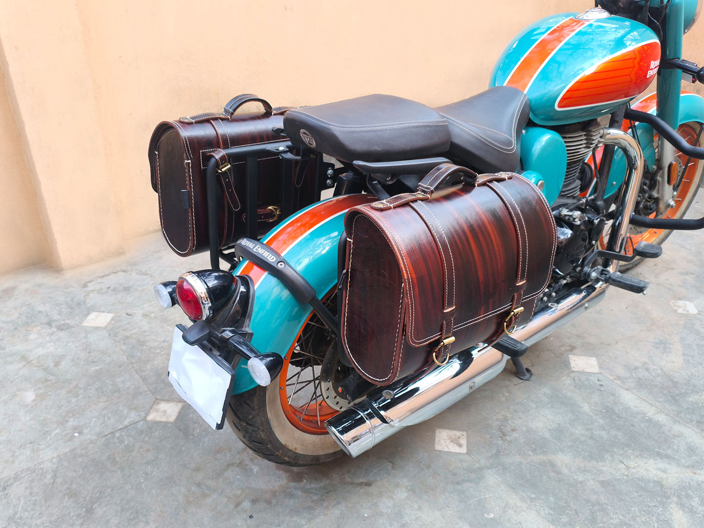 For Royal Enfield Goan Classic 350 Genuine Leather Pannier Bags & Mounting D21