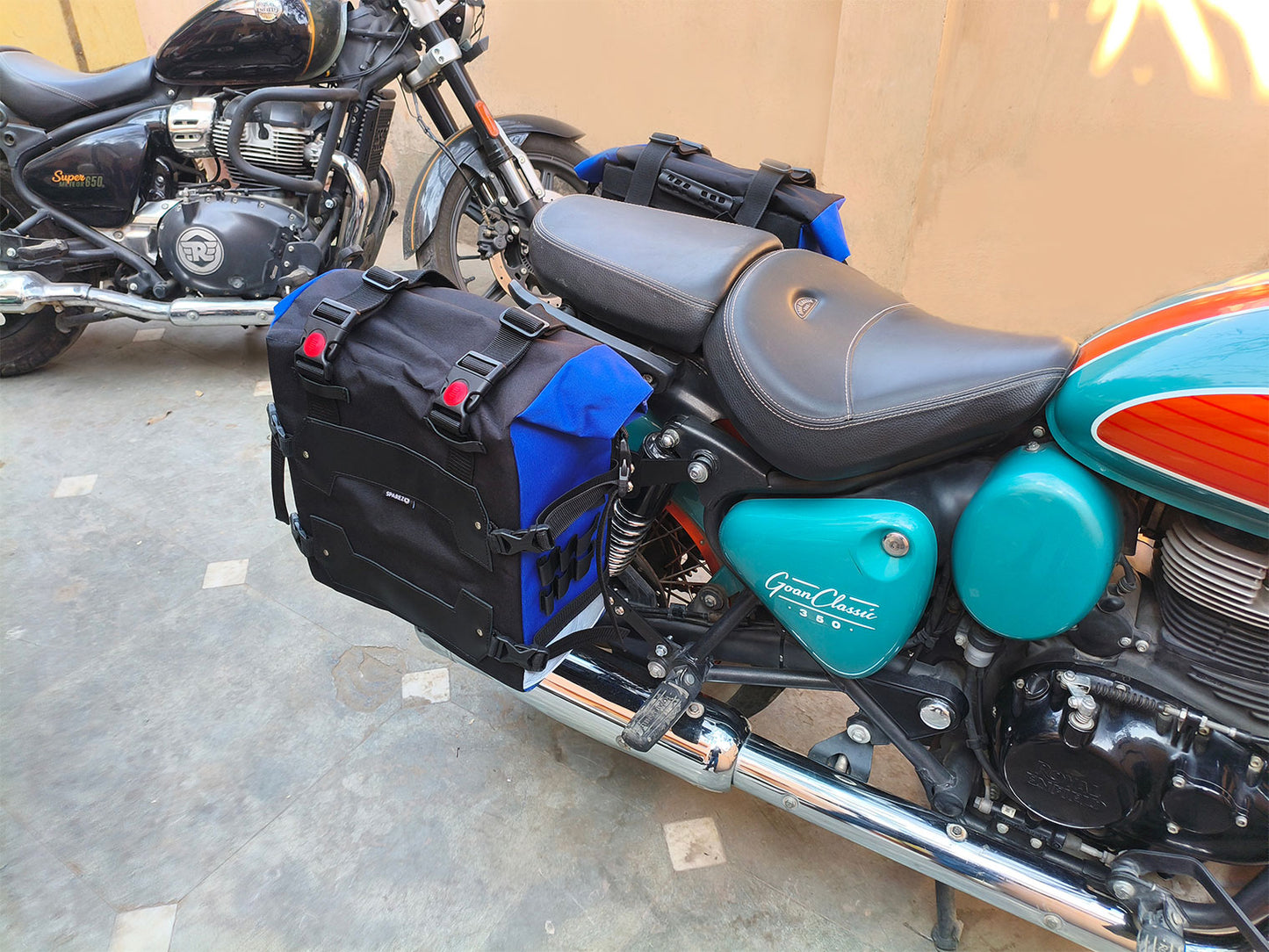 For Royal Enfield Goan Classic 350 Canvas Pannier Bags With Mounting D23