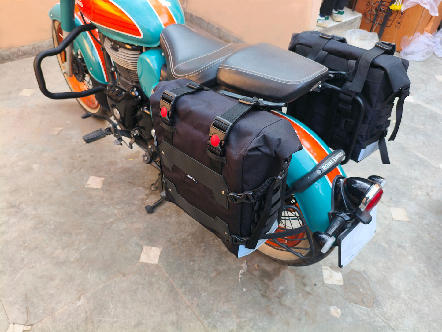 For Royal Enfield Goan Classic 350 Canvas Pannier Bags With Mounting D24