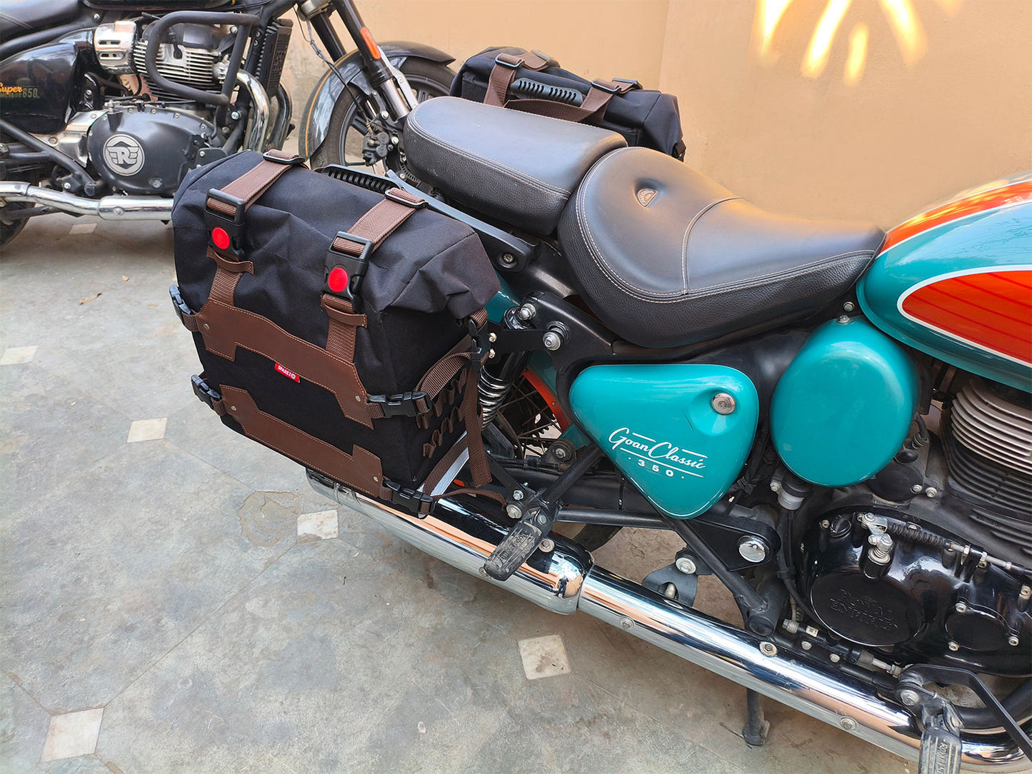 For Royal Enfield Goan Classic 350 Canvas Pannier Bags With Mounting D25