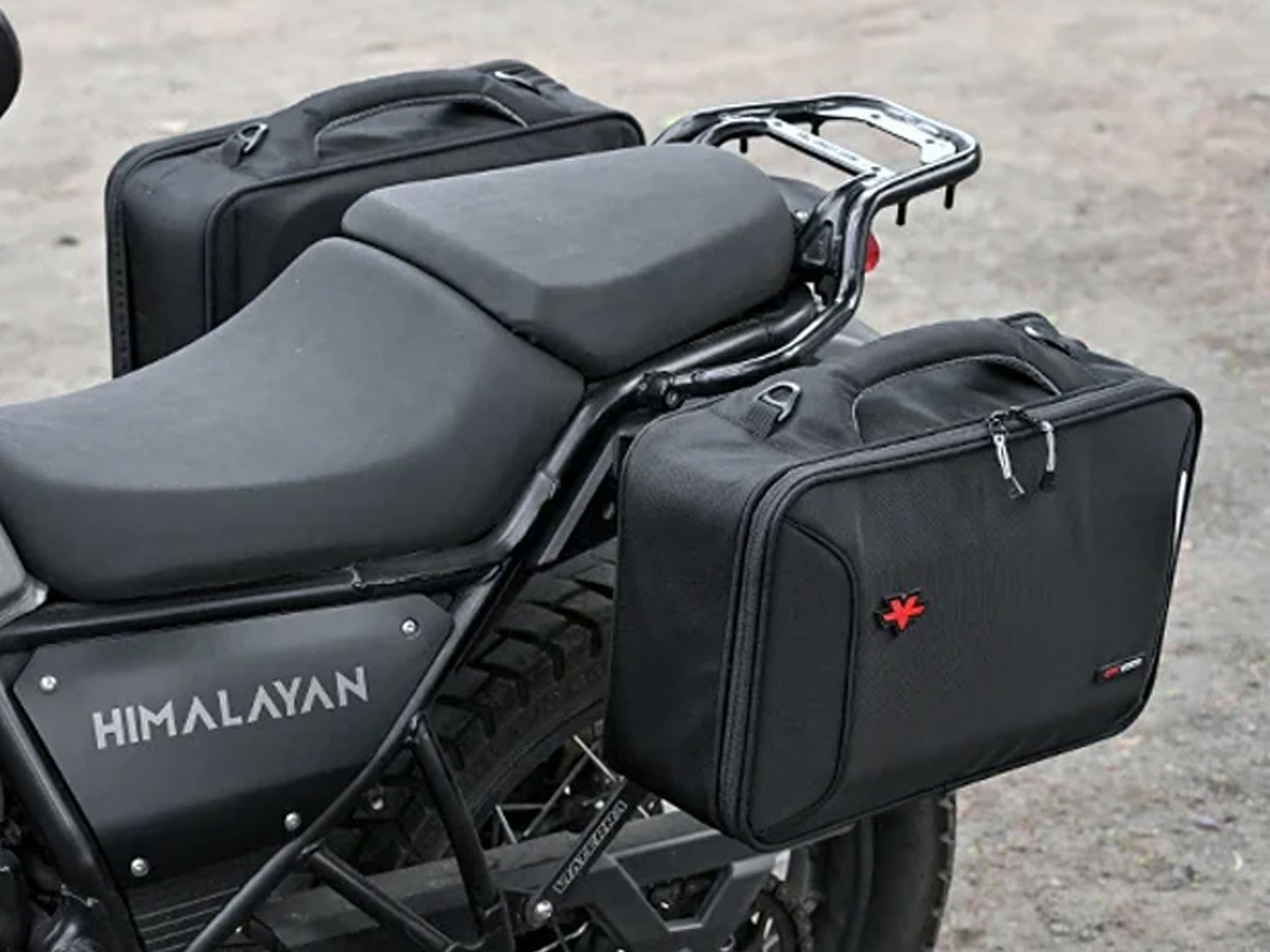 For Royal Enfield Himalayan 411 Saddle Stay With Quick Release Saddlebag Black