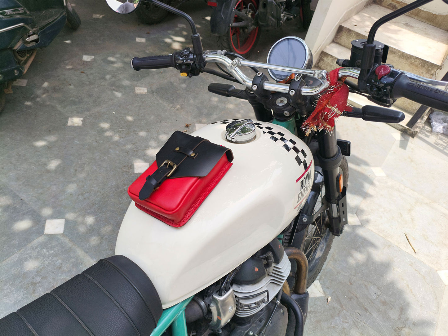 For Royal Enfield Bear 650 Leather Magnetic Tank Pouch Red & Black