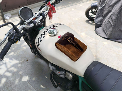 For Royal Enfield Bear 650 Leather Magnetic Tank Pouch Tobacco & Black
