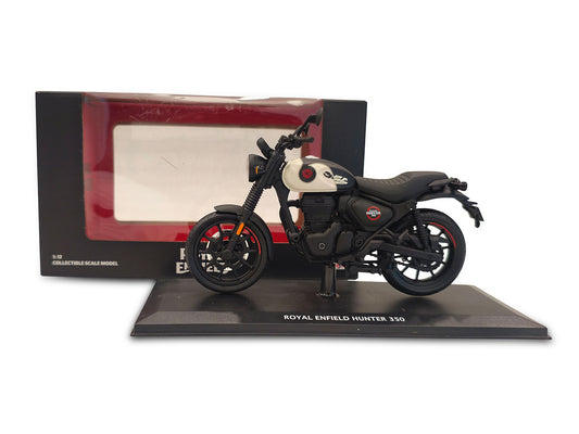 Genuine Royal Enfield Hunter 350 1:12 Scale Model Tokyo Black