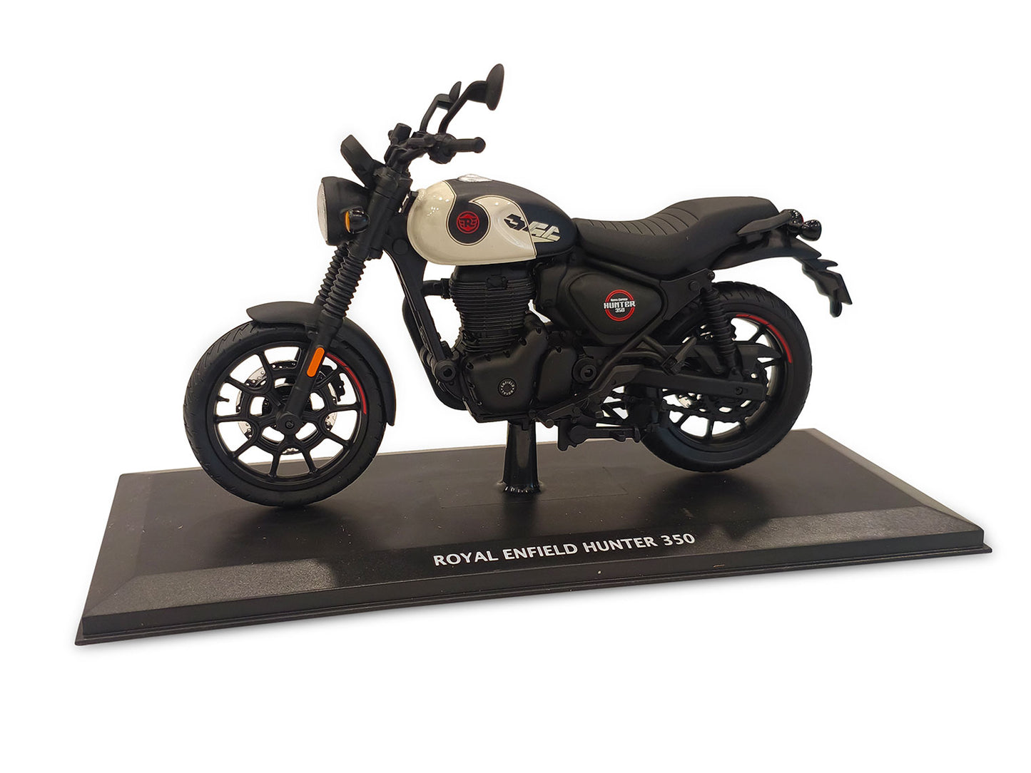 Genuine Royal Enfield Hunter 350 1:12 Scale Model Tokyo Black