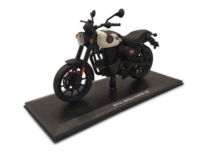 Genuine Royal Enfield Hunter 350 1:12 Scale Model Tokyo Black