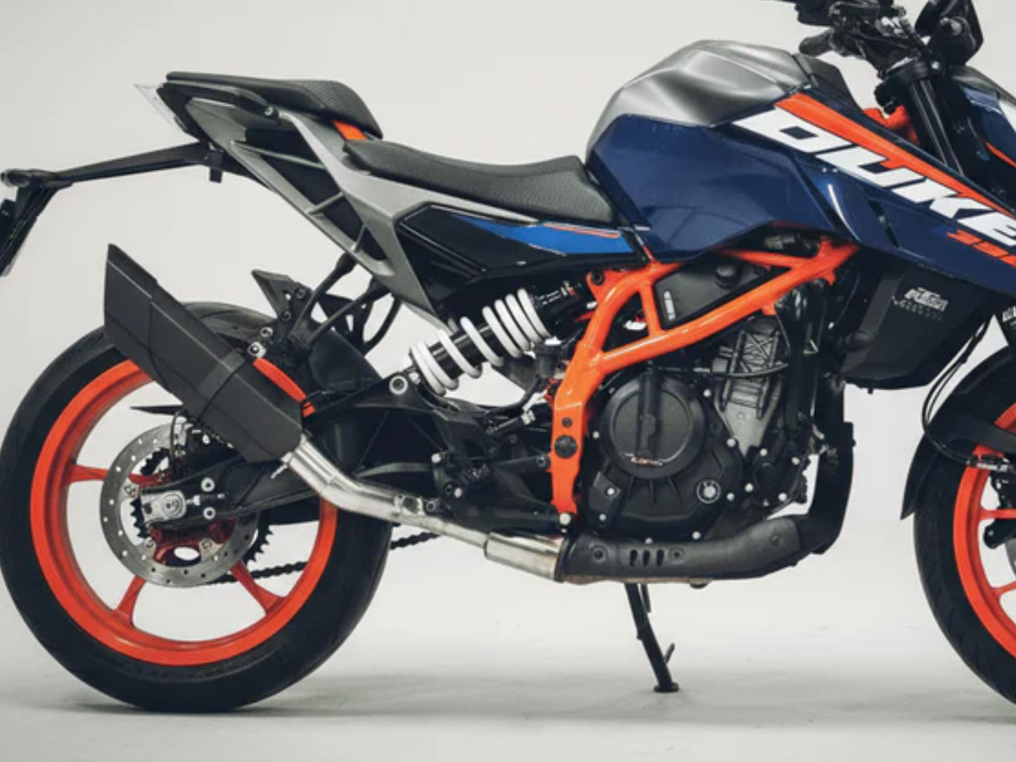 For KTM Duke 250 390 Gen 3 Rogue 2.0 Barrel Exhuast Silencer With Mid Pipe Black