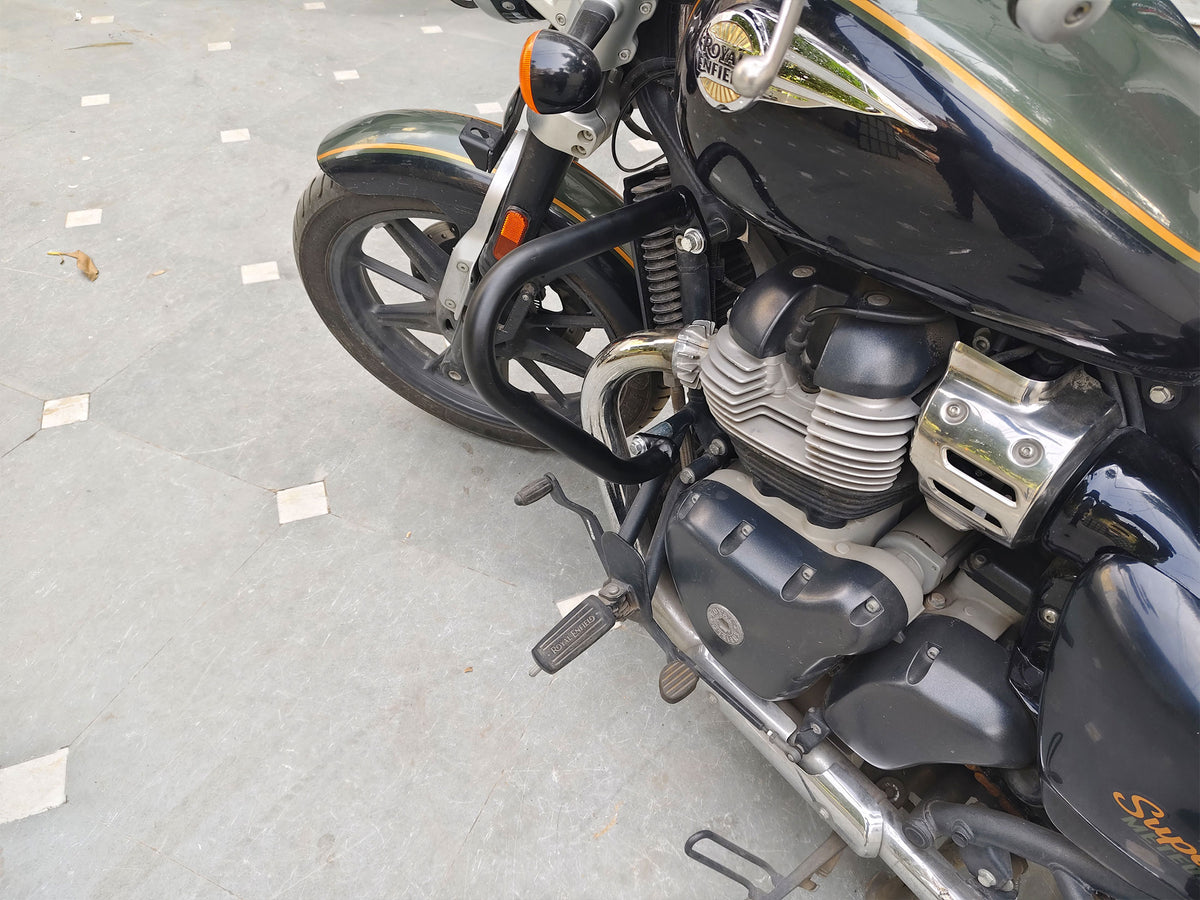 For Royal Enfield Super Meteor 650 Mini Trapezium Engine Guard Black