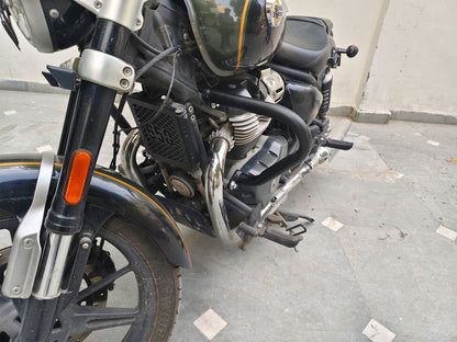 For Royal Enfield Super Meteor 650 Mini Trapezium Engine Guard Black
